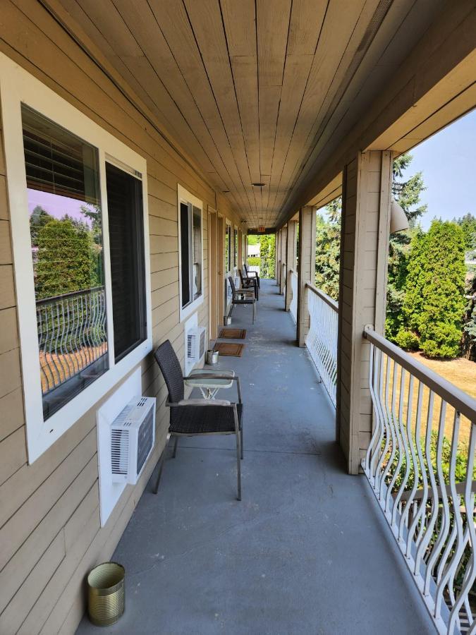Grantview Inn Суррей Екстер'єр фото